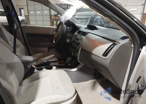 2011 Ford Focus Ses z USA, uszkodzony, nr VIN 1FAHP3GN8BW172543